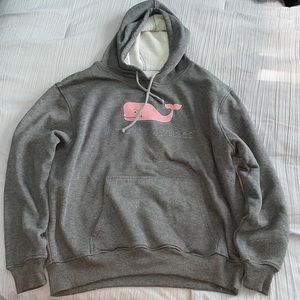 Vineyard Vines sweatshirt
